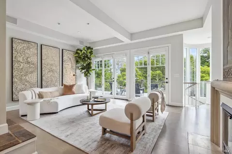 Living - 903 Marin Dr, Mill Valley, CA 94941 photo 1 of 13