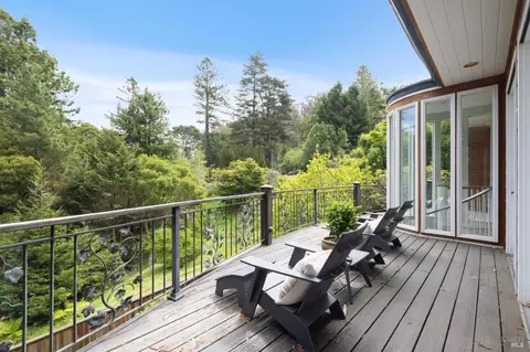 Exterior - 903 Marin Dr, Mill Valley, CA 94941 photo 8 of 18