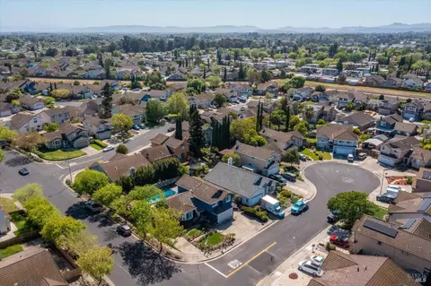 View/Area - 997 Chalice Ct, Fairfield, CA 94533 photo 1 of 3