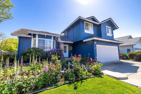 Exterior - 997 Chalice Ct, Fairfield, CA 94533 photo 2 of 22