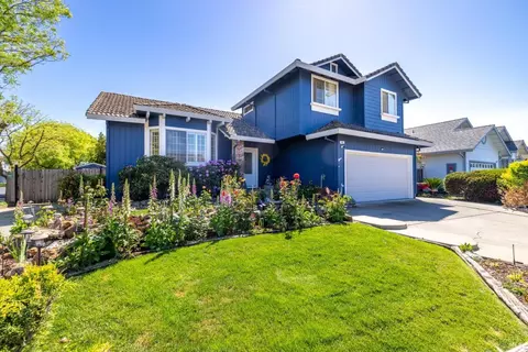 997 Chalice Ct, Fairfield, CA 94533