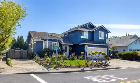 Exterior - 997 Chalice Ct, Fairfield, CA 94533 photo 6 of 22