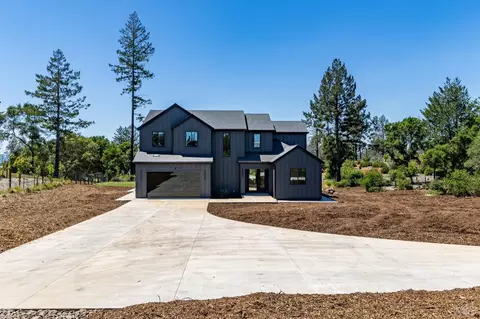 4324 Parker Hill Rd, Santa Rosa, CA 95404