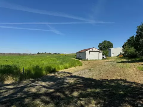 8552 Holmes Ln, Winters, CA 95694 photo 18