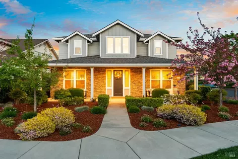 1109 Ironstone Ln, Napa, CA 94558