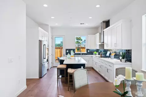 Kitchen - 72 Edith St, Petaluma, CA 94952 photo 3 of 15