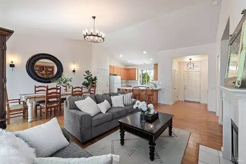 Living - 100 Tina Way, Graton, CA 95444 photo 4 of 6