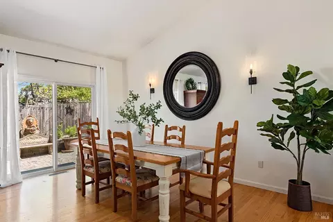 Dining - 100 Tina Way, Graton, CA 95444 photo 1 of 2
