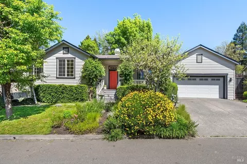 100 Tina Way, Graton, CA 95444