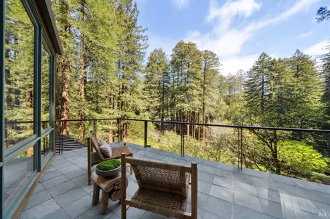 Exterior - 95 Cascade Dr, Mill Valley, CA 94941 photo 9 of 15