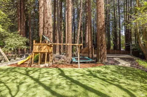 Exterior - 95 Cascade Dr, Mill Valley, CA 94941 photo 12 of 15