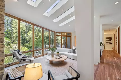 Living - 95 Cascade Dr, Mill Valley, CA 94941 photo 1 of 10