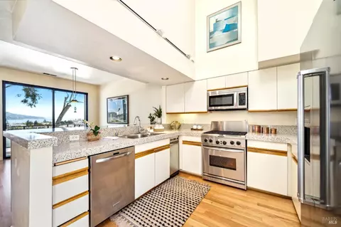 Kitchen - 828 Olima St, Sausalito, CA 94965 photo 2 of 4
