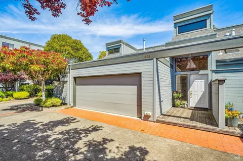 Exterior - 828 Olima St, Sausalito, CA 94965 photo 3 of 11