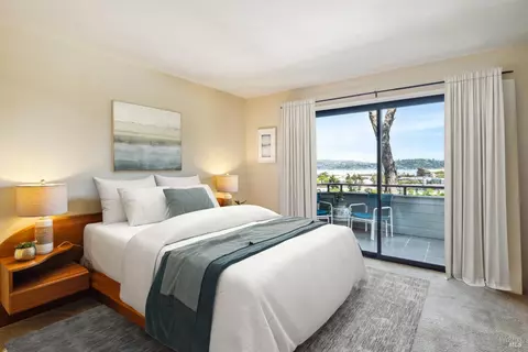 Bedroom - 828 Olima St, Sausalito, CA 94965 photo 4 of 7