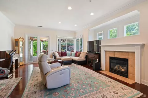 489 S Foothill Blvd, Cloverdale, CA 95425 photo 7
