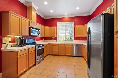 489 S Foothill Blvd, Cloverdale, CA 95425 photo 4