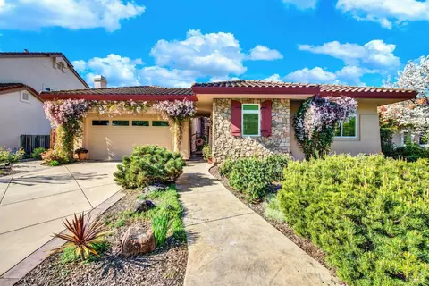 3209 Hilton Head Dr, Fairfield, CA 94534