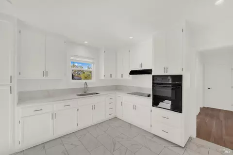 Kitchen - 1745 Tennessee St, Vallejo, CA 94590 photo 3 of 11