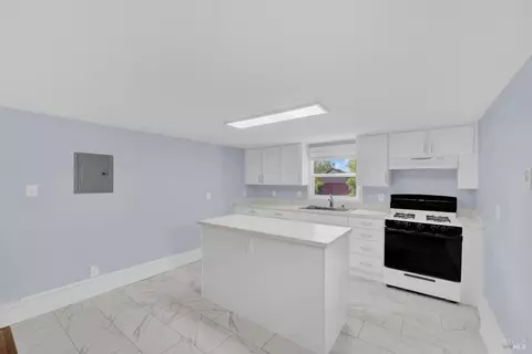 Kitchen - 1745 Tennessee St, Vallejo, CA 94590 photo 8 of 11