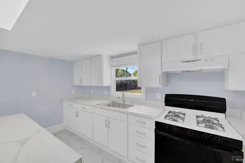 Kitchen - 1745 Tennessee St, Vallejo, CA 94590 photo 9 of 11