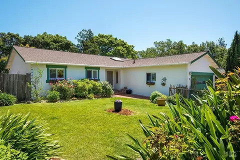 14 Villa Vista Ct, Novato, CA 94947