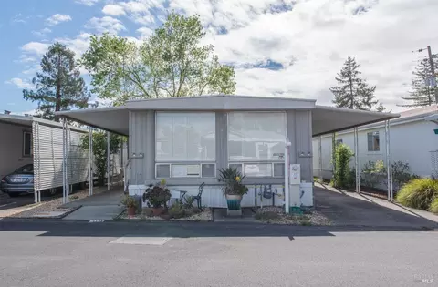 213 Redwing Dr, Santa Rosa, CA 95409