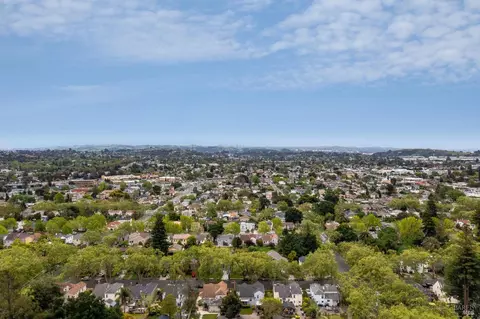 View/Area - 1309 Arkansas St, Vallejo, CA 94590 photo 6 of 11