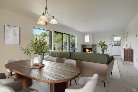 102 Marinero Cir, Tiburon, CA 94920