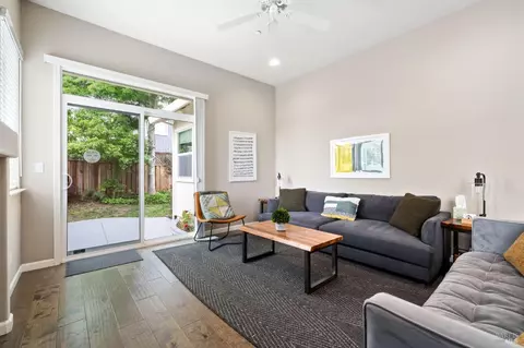 Living - 8101 Luisa Way, Windsor, CA 95492 photo 1 of 3