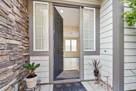 8056 Carlisle Way, Vallejo, CA 94591
