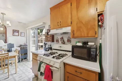 650 E N St, Benicia, CA 94510 photo 33