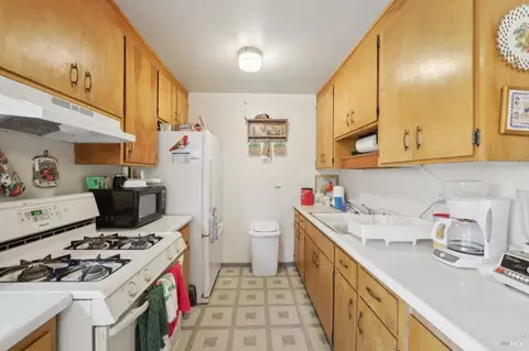 650 E N St, Benicia, CA 94510 photo 35