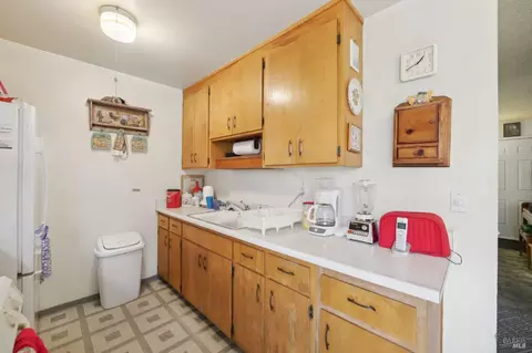 650 E N St, Benicia, CA 94510 photo 34