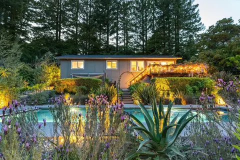 1091 Tilton Rd, Sebastopol, CA 95472