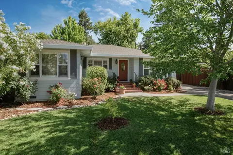 320 Church St, Sonoma, CA 95476