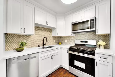 1070 Thelma Ave, Vallejo, CA 94591 photo 12