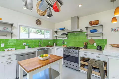 Kitchen - 83 Willow Ave, Fairfax, CA 94930 photo 1 of 5