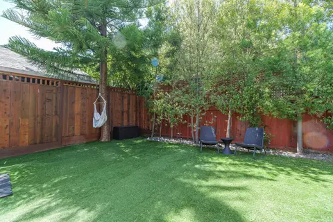 Exterior - 83 Willow Ave, Fairfax, CA 94930 photo 5 of 33