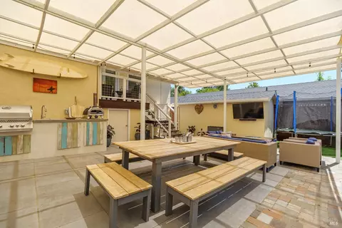 Exterior - 83 Willow Ave, Fairfax, CA 94930 photo 13 of 33