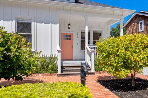 Exterior - 1828 Pine St, Napa, CA 94559 photo 2 of 13