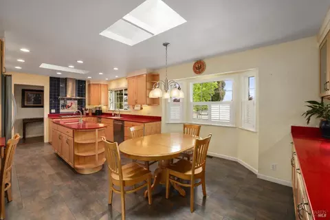 124 Loren Ln, Oakley, CA 94561 photo 8