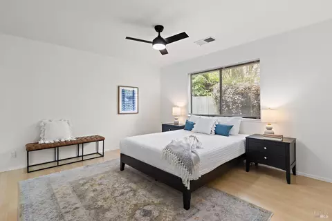 Bedroom - 562 Willow Ct, Benicia, CA 94510 photo 1 of 4