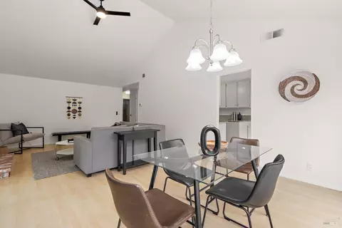 Dining - 562 Willow Ct, Benicia, CA 94510 photo 2 of 3