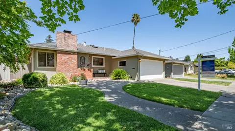 2316 Roberto St, Napa, CA 94558