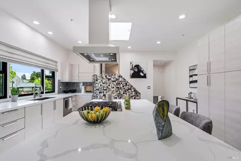 2005 Oak St, Napa, CA 94559 photo 10