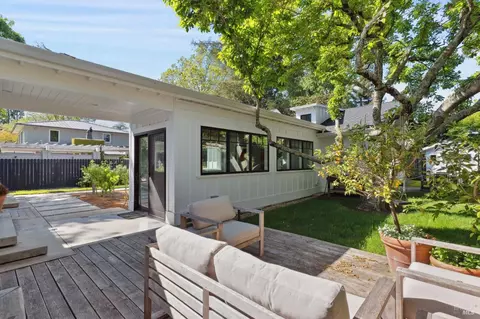 Exterior - 402 E Macarthur St, Sonoma, CA 95476 photo 9 of 31