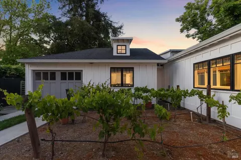 Exterior - 402 E Macarthur St, Sonoma, CA 95476 photo 30 of 31