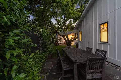 Exterior - 402 E Macarthur St, Sonoma, CA 95476 photo 31 of 31