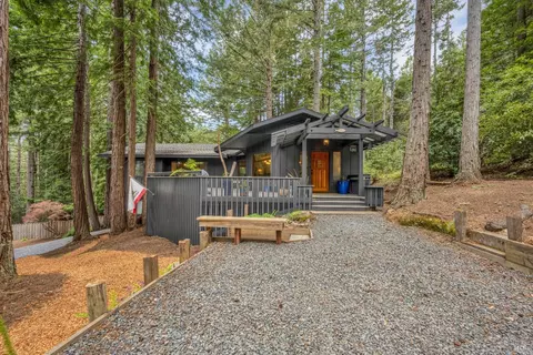 22059 Rust Ct, Jenner, CA 95450